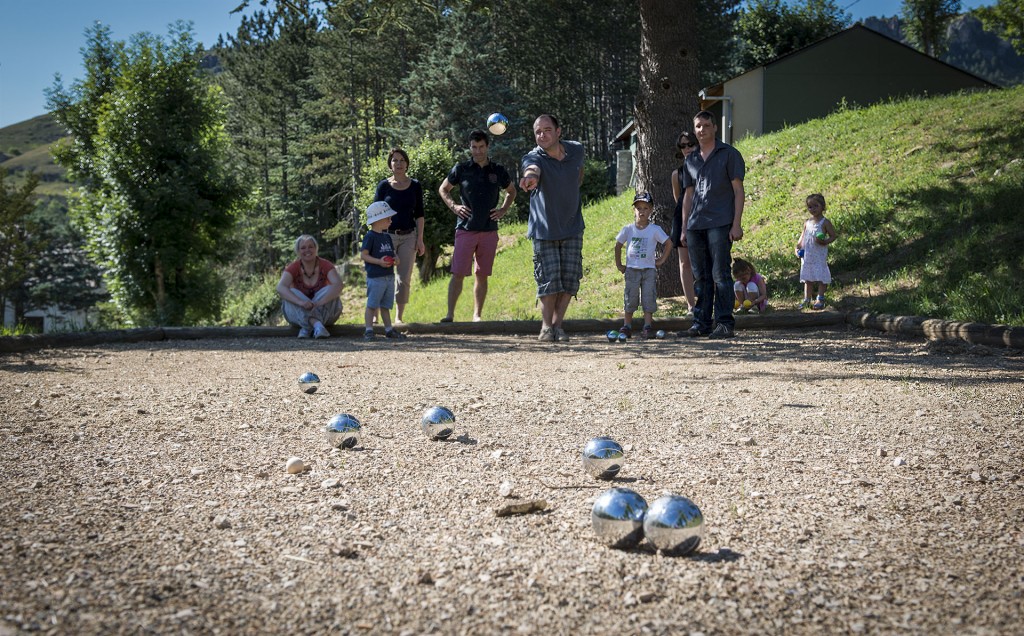 terrain-petanque-1024x636.jpg